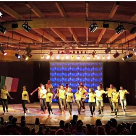 Semesteranläggning (resort) Th - Ti Blu Village 4*