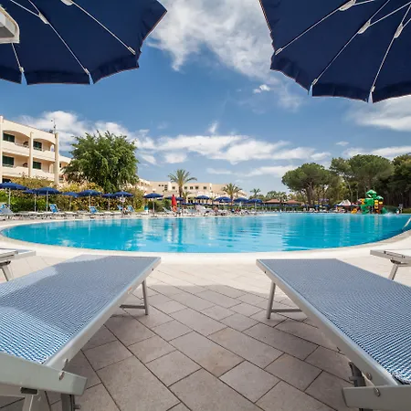 Resort Th - Ti Blu Village 4*